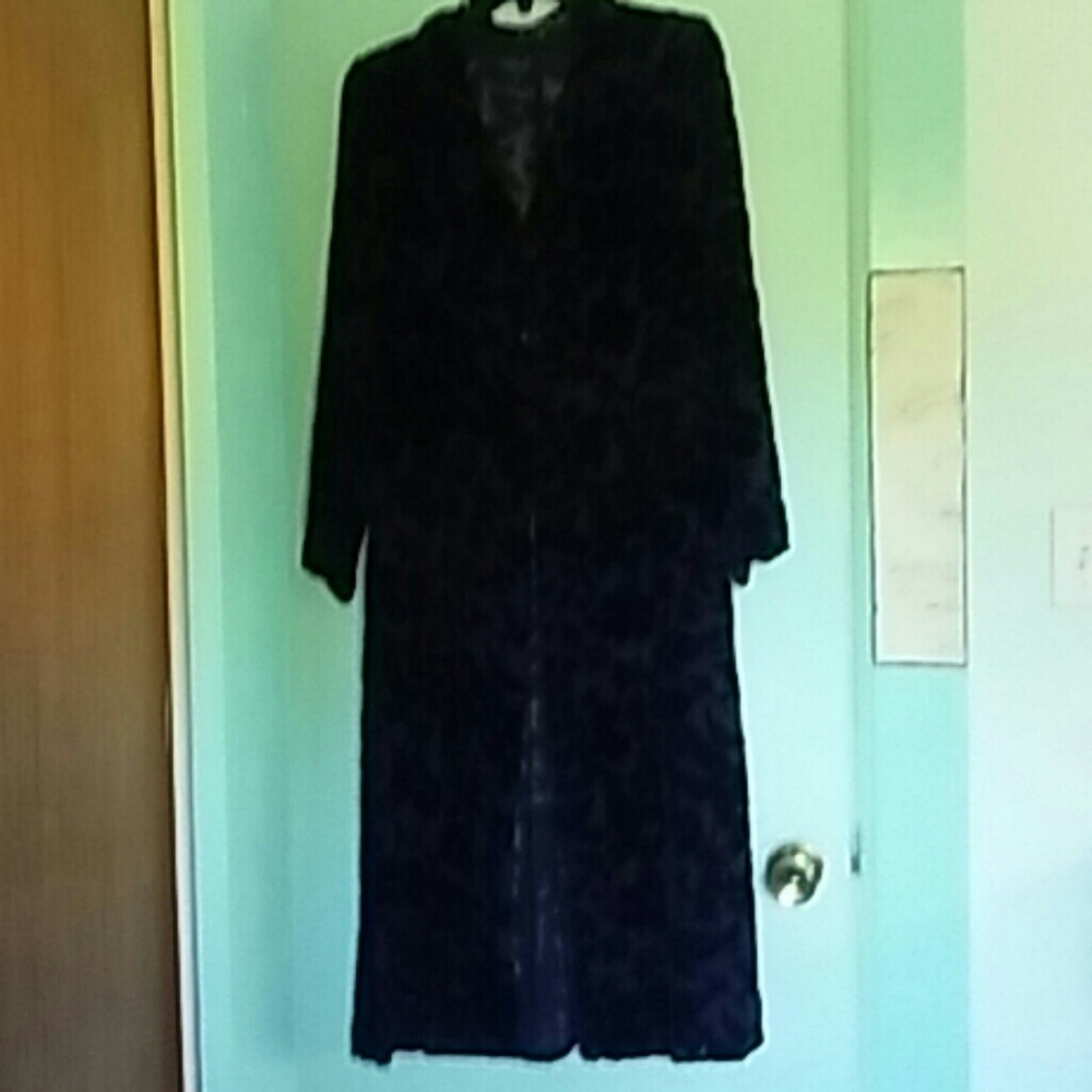 Beautiful Purple Velvet Burn-out Dress Jacket